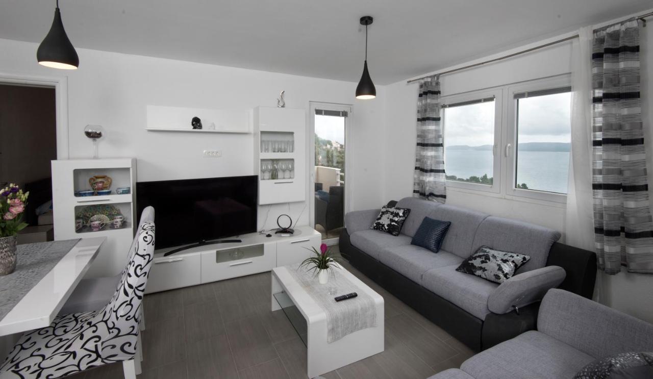 Apartment Mikas Stanici Buitenkant foto