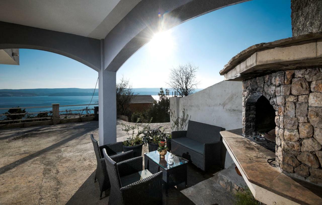 Apartment Mikas Stanici Buitenkant foto