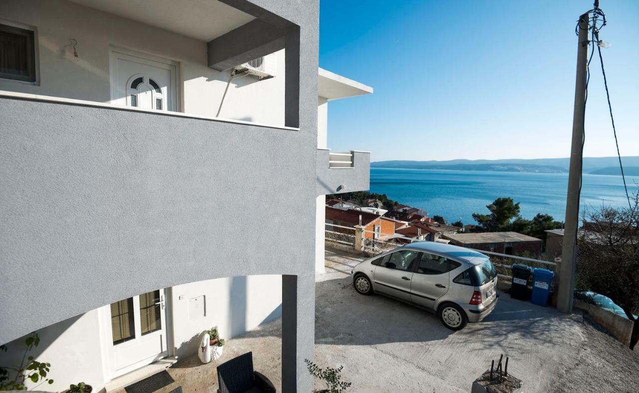 Apartment Mikas Stanici Buitenkant foto